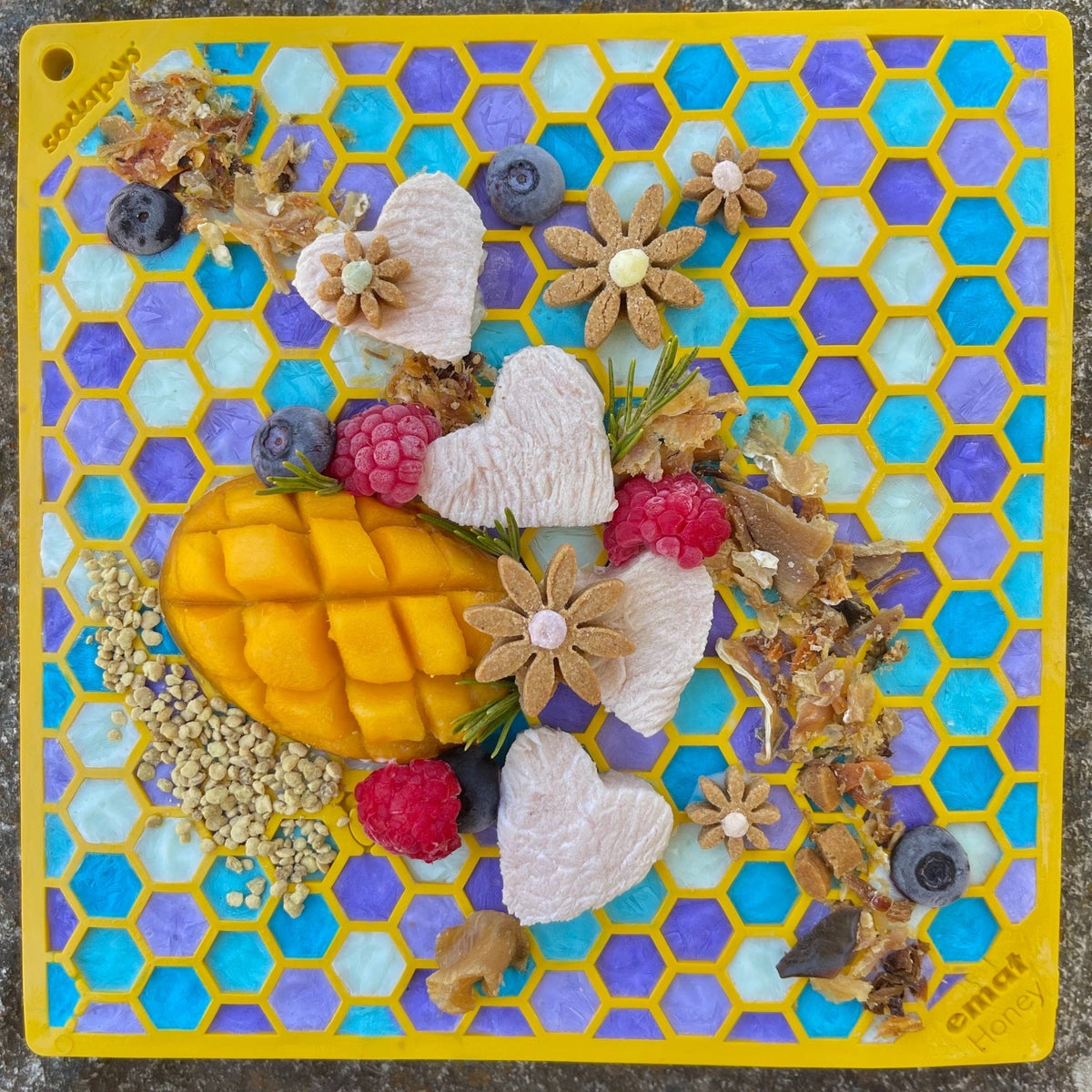 Honeycomb eMat (Large) Enrichment Lick Mat-Slow Feeder-Rover Pet Products